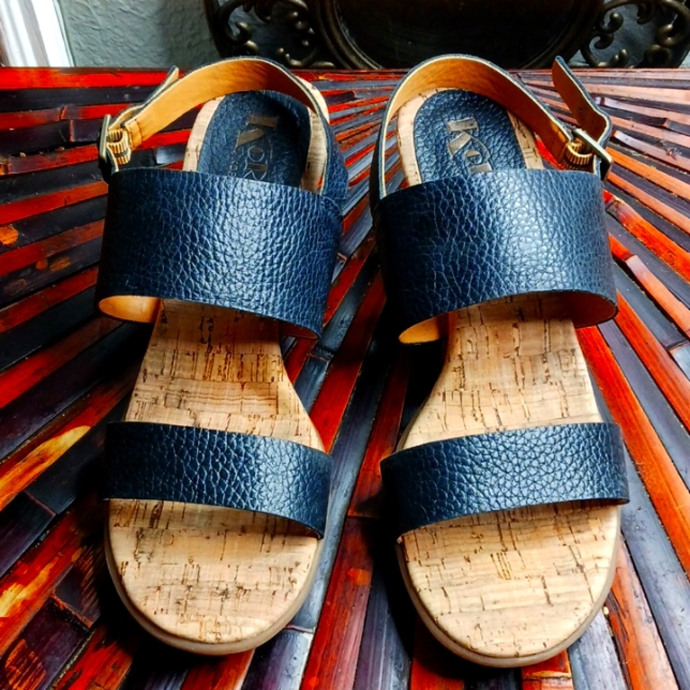 Korks-Ease black leather shoes